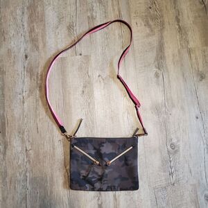 Stella & Dot Black and Gray Camo w/Pink Tiger Print Inside Nylon Crossbody Bag